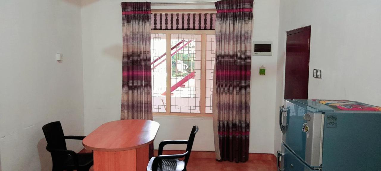 Hotel 100 Dehiwala-Mount Lavinia Luaran gambar