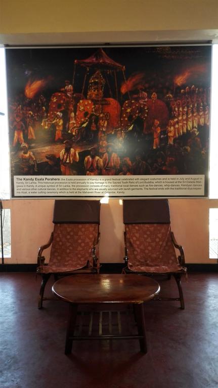 Hotel 100 Dehiwala-Mount Lavinia Luaran gambar