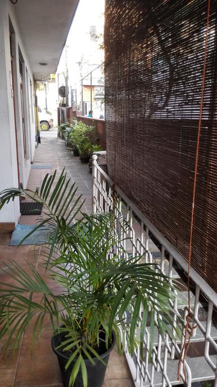 Hotel 100 Dehiwala-Mount Lavinia Luaran gambar